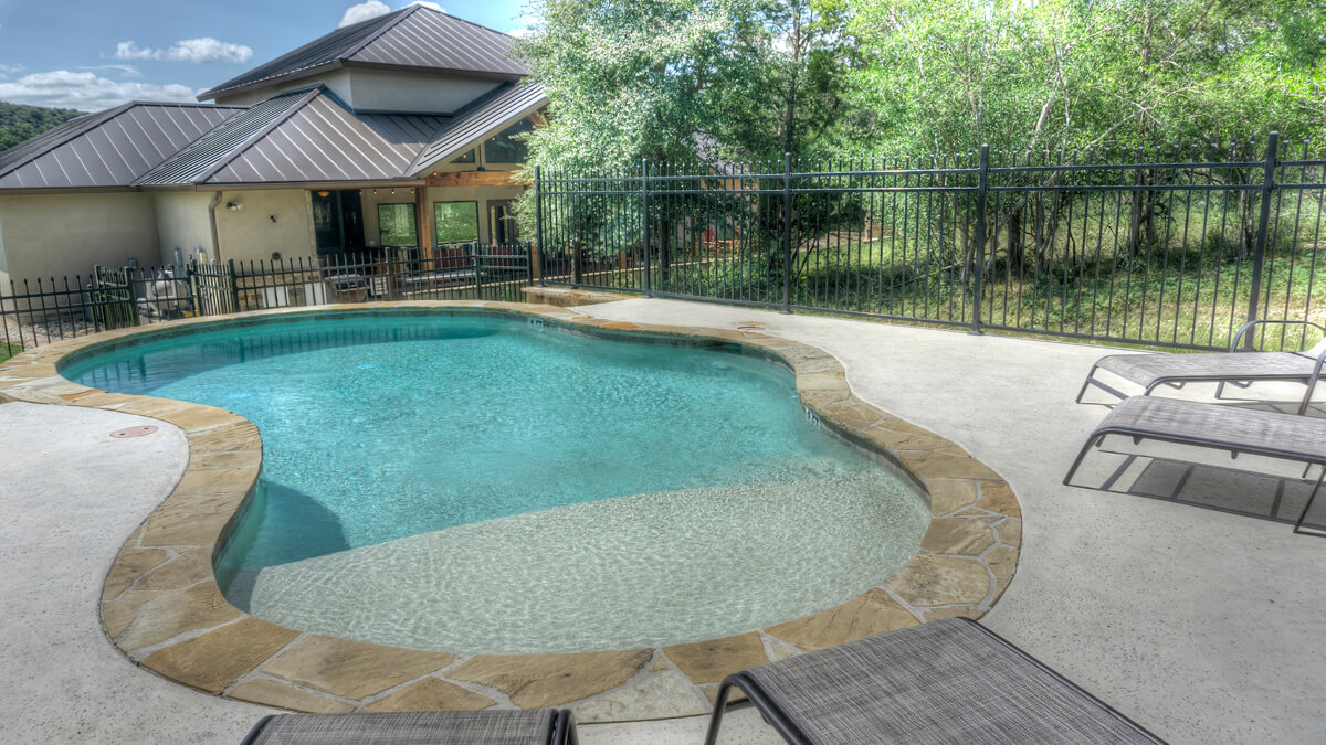 Rolling Rock - Frio River Vacation Rentals